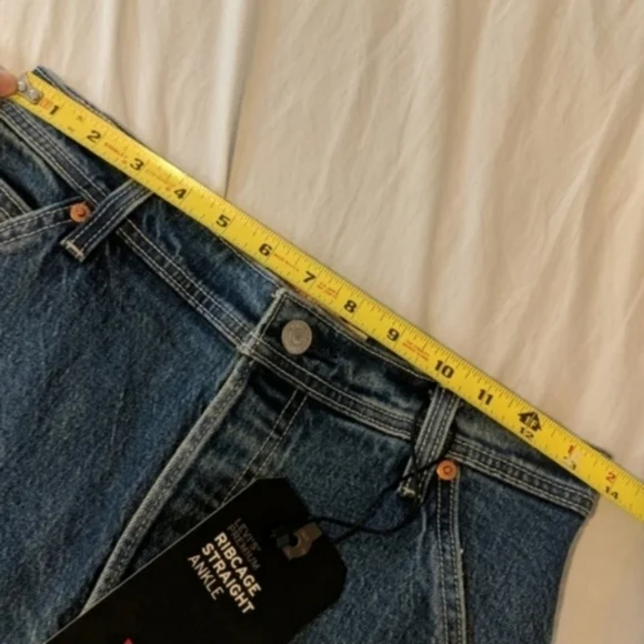 Levi's Ribcage Ankle Utility Straight Leg Jeans Nine to Five High Rise - Picture 3 of 16